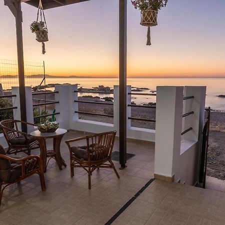Tsampika'S Beachfront House In Stegna Αρχάγγελος Εξωτερικό φωτογραφία